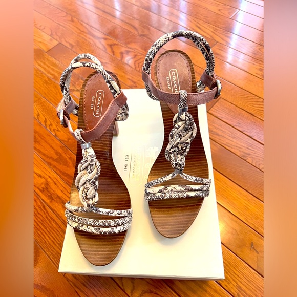 COACH SIMONA Heels - Picture 1 of 6